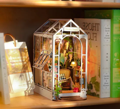 Robotime Garden House Book Nook Kit – DIY Wooden Puzzle with LED Lights